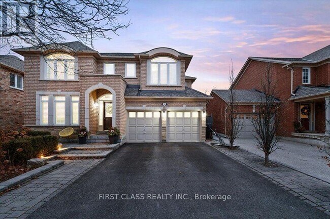 19 Ferdinand Ave in Vaughan, ON - Building Photo - Building Photo