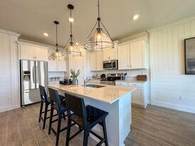 3557 Angler Dr, Unit 2001 in Fort Pierce, FL - Building Photo