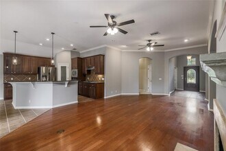 5723 York Bridge Cir in Austin, TX - Building Photo - Building Photo