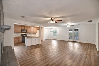 17119 Bougainvilla Ln in Friendswood, TX - Building Photo - Building Photo