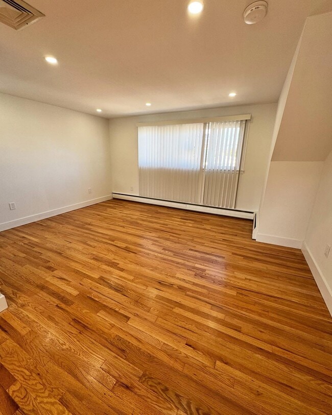 145 Maple Ave in Woodland Park, NJ - Building Photo - Building Photo