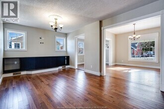 30 Mill St E in Kingsville, ON - Building Photo - Building Photo