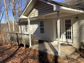 2409 N Highway 101 in Greer, SC - Building Photo - Building Photo