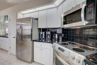 4030 Cape Haze Dr in Rotonda West, FL - Building Photo - Building Photo