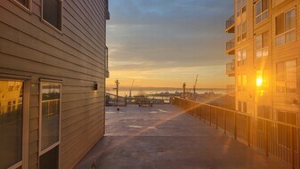 2824 Grand Ave in Everett, WA - Building Photo