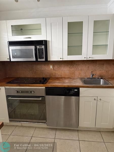 property at 4255 N University Dr
