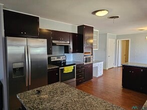 521 John Doe St in Clovis, NM - Building Photo - Building Photo