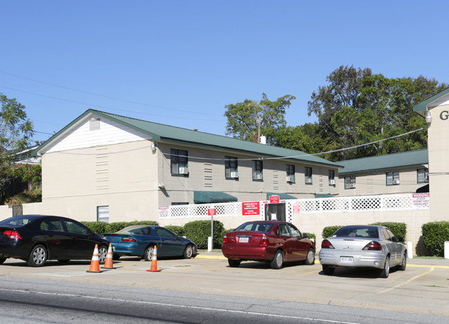 Greenbriar Apartments in Columbus, GA - Building Photo - Building Photo