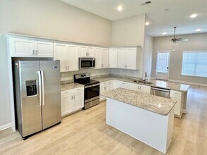 8754 Shipp Cv in Millington, TN - Foto de edificio - Building Photo