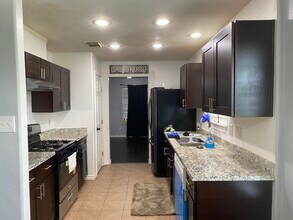 9022 Kerry Prairie Ln in Richmond, TX - Building Photo - Building Photo
