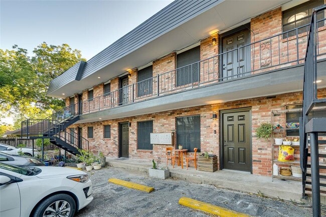 property at 1601 Enfield Rd