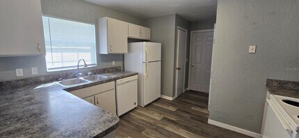 5496 NW 57th Ave in Ocala, FL - Building Photo - Building Photo