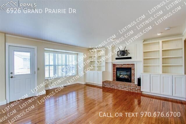 6926 Grand Prairie Dr in Colorado Springs, CO - Foto de edificio - Building Photo