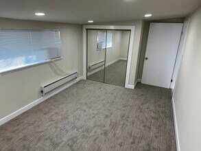 2132 19th Ave, Unit B in Oakland, CA - Building Photo - Building Photo