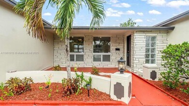 7753 Coral Blvd in Miramar, FL - Building Photo - Building Photo