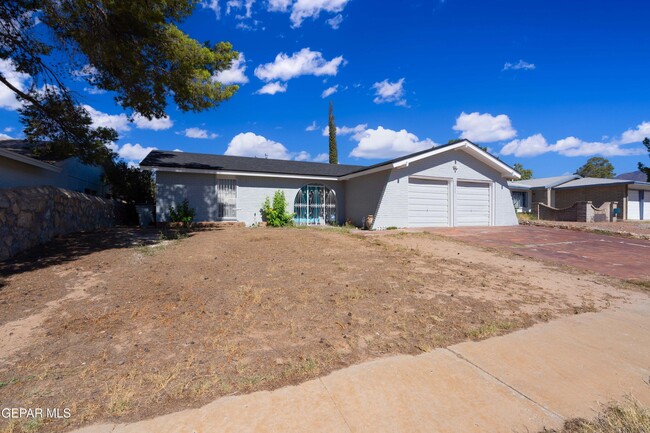 7309 Cerro Negro Dr in El Paso, TX - Foto de edificio - Building Photo