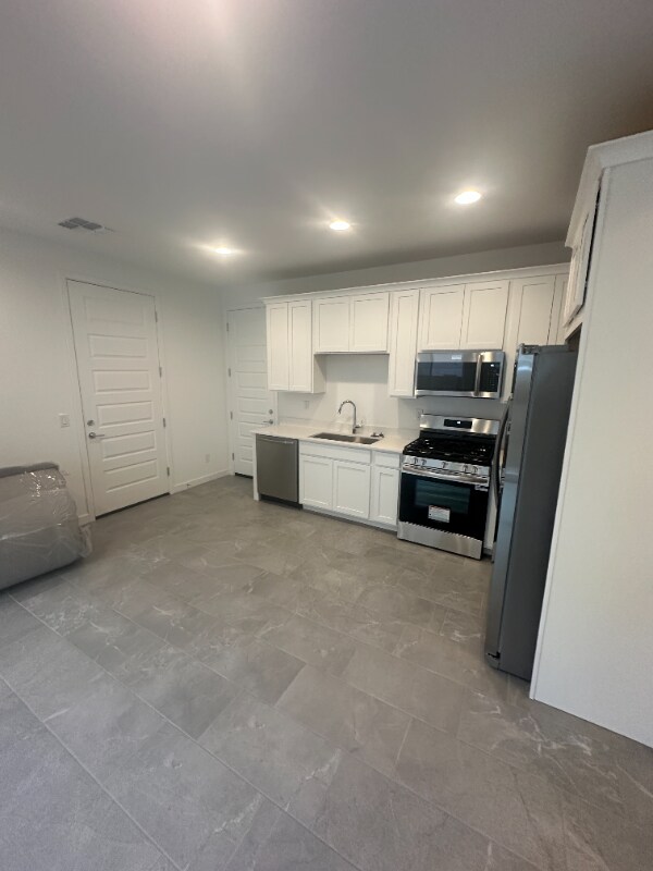 9835 W Cheery Lynn Rd in Phoenix, AZ - Foto de edificio - Building Photo