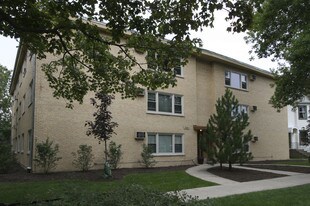 301 Chicago Ave in Oak Park, IL - Building Photo