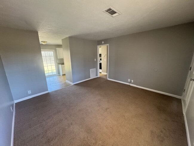 1858 Cannonville Rd in Lagrange, GA - Building Photo - Building Photo