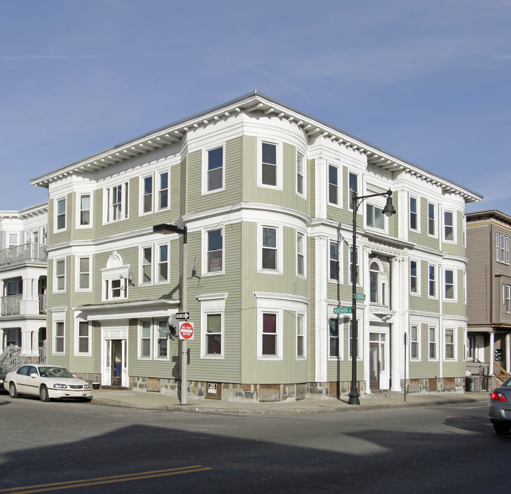 1635 Dorchester Ave in Boston, MA - Building Photo