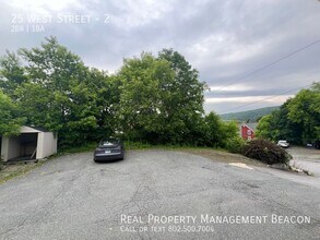 25 West St in Lebanon, NH - Building Photo - Building Photo