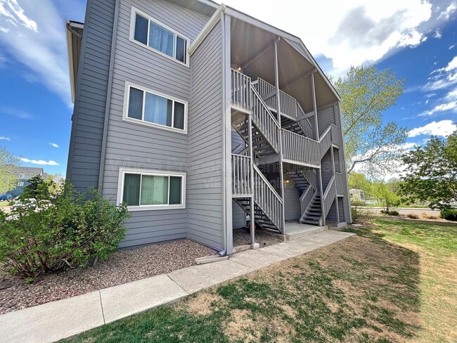 8100 W Quincy Ave in Denver, CO - Building Photo - Building Photo