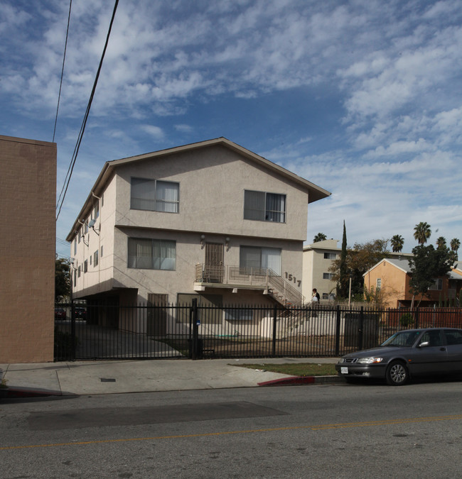 1517 N Hobart Blvd in Los Angeles, CA - Building Photo - Building Photo