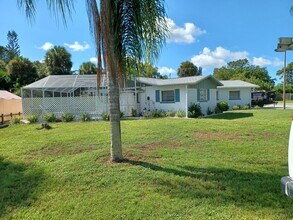 380 Tanager Rd in Venice, FL - Building Photo - Building Photo