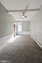 600 Main St in Sharptown, MD - Building Photo