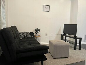 409 S Vincent St in Baltimore, MD - Building Photo - Building Photo