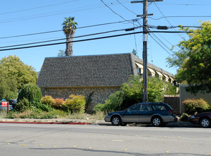 The Arches Apartment Complex in Santa Rosa, CA - Building Photo - Building Photo