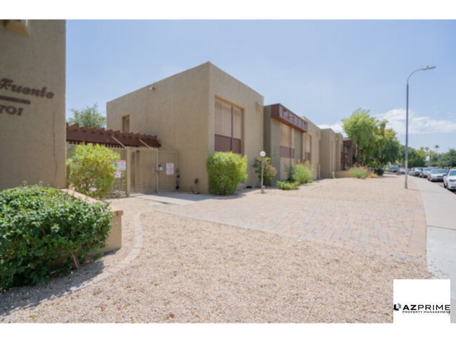 property at 1701 W Tuckey Ln