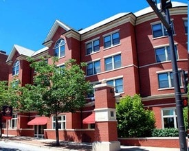 1020 Broadway St in Kansas City, MO - Building Photo - Building Photo