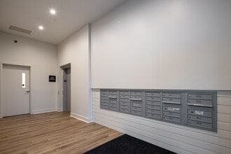 468 W Fountain St in Providence, RI - Building Photo - Lobby
