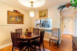 15805 W Waterside Cir, Unit 201 in Sunrise, FL - Building Photo - Building Photo