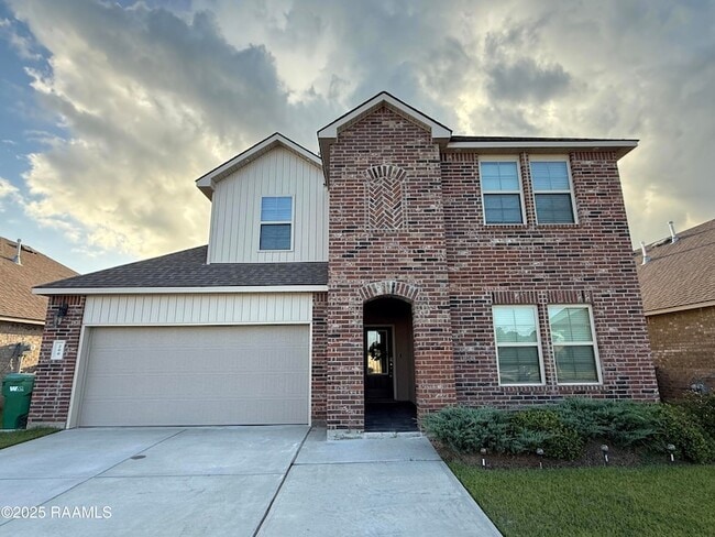 property at 200 Broussard Hl Dr