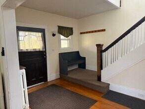 72 Pawling Ave in Troy, NY - Building Photo - Building Photo