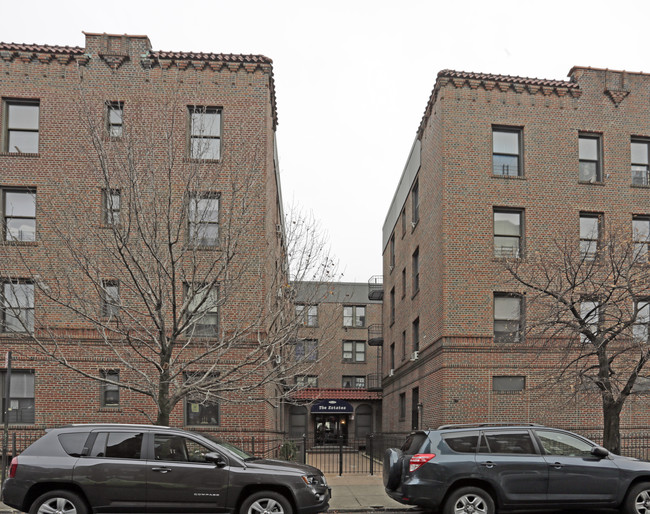 The Estates in Jackson Heights, NY - Building Photo - Building Photo