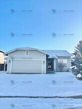 9970 Rock River Dr in Reno, NV - Building Photo - Building Photo