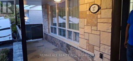 17 Janellan Terrace in Toronto, ON - Building Photo - Building Photo