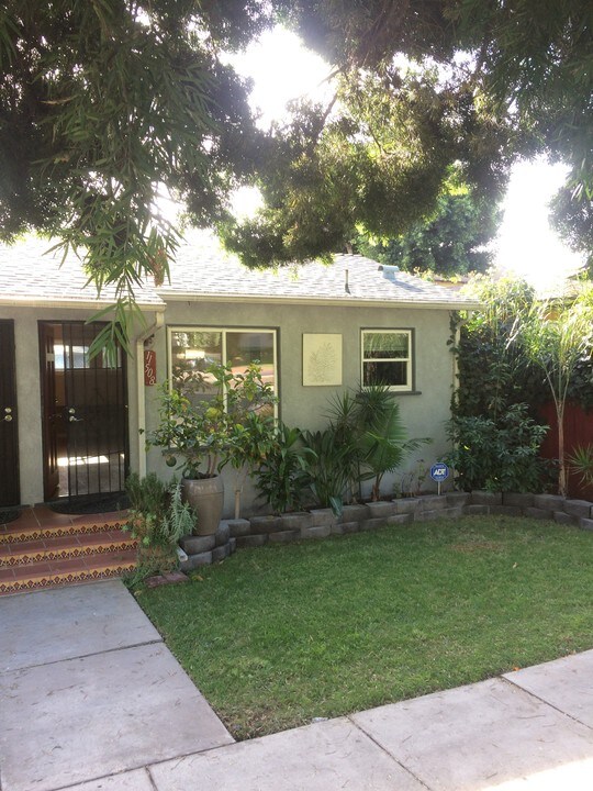 11508 Venice Blvd in Los Angeles, CA - Building Photo