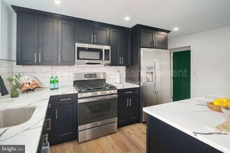 2018 S 8th St in Philadelphia, PA - Building Photo - Building Photo