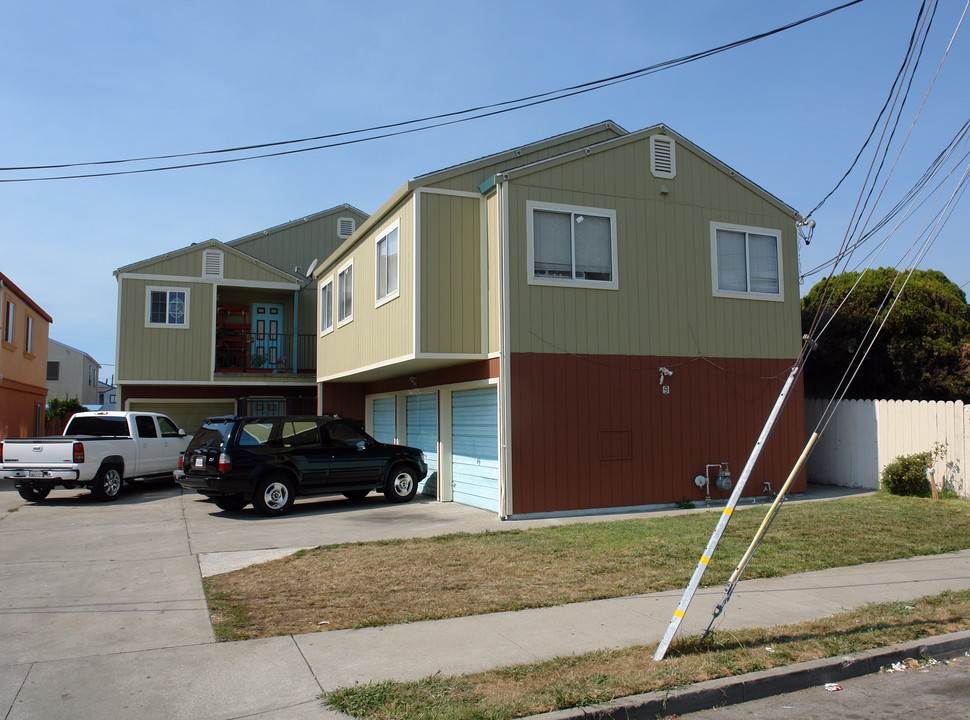 9 17th St in Richmond, CA - Foto de edificio