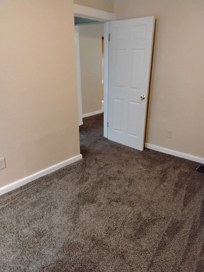 76 N Hatfield St in Dayton, OH - Building Photo - Building Photo