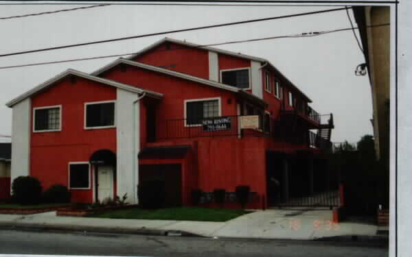 Casa Siena Apartments in Hawthorne, CA - Building Photo - Building Photo