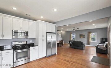 2207 Main St in Belmar, NJ - Building Photo - Building Photo