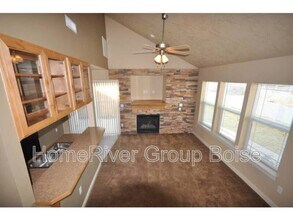9251 W Brogan Dr in Boise, ID - Building Photo - Building Photo