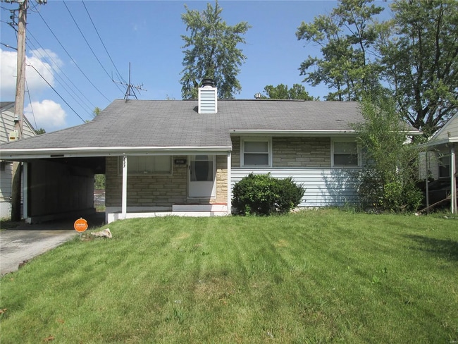 property at 227 Shepley Dr