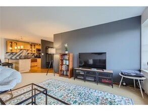 19 S 1st St, Unit B1102 in Minneapolis, MN - Building Photo - Building Photo