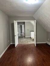 8 Wakefield Ave in Wakefield, MA - Building Photo - Building Photo